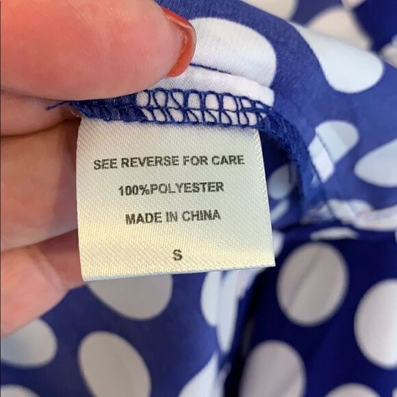 Bobeau blue and white popover polka dot blouse - Picture 7 of 8